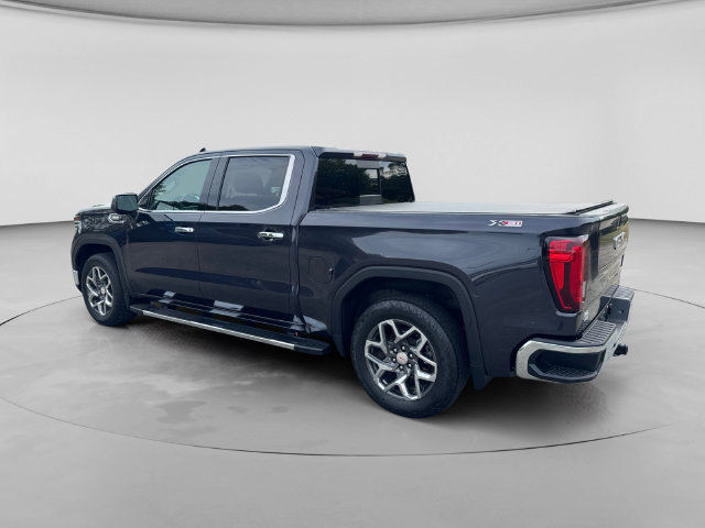 Certified 2023 GMC Sierra 1500 SLT w/ SLT Premium Package AWD/4WD image 3