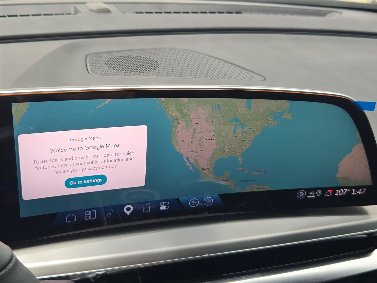 New 2025 Cadillac Lyriq Sport w/ LPO, Floor Liner Package AWD/4WD image 18