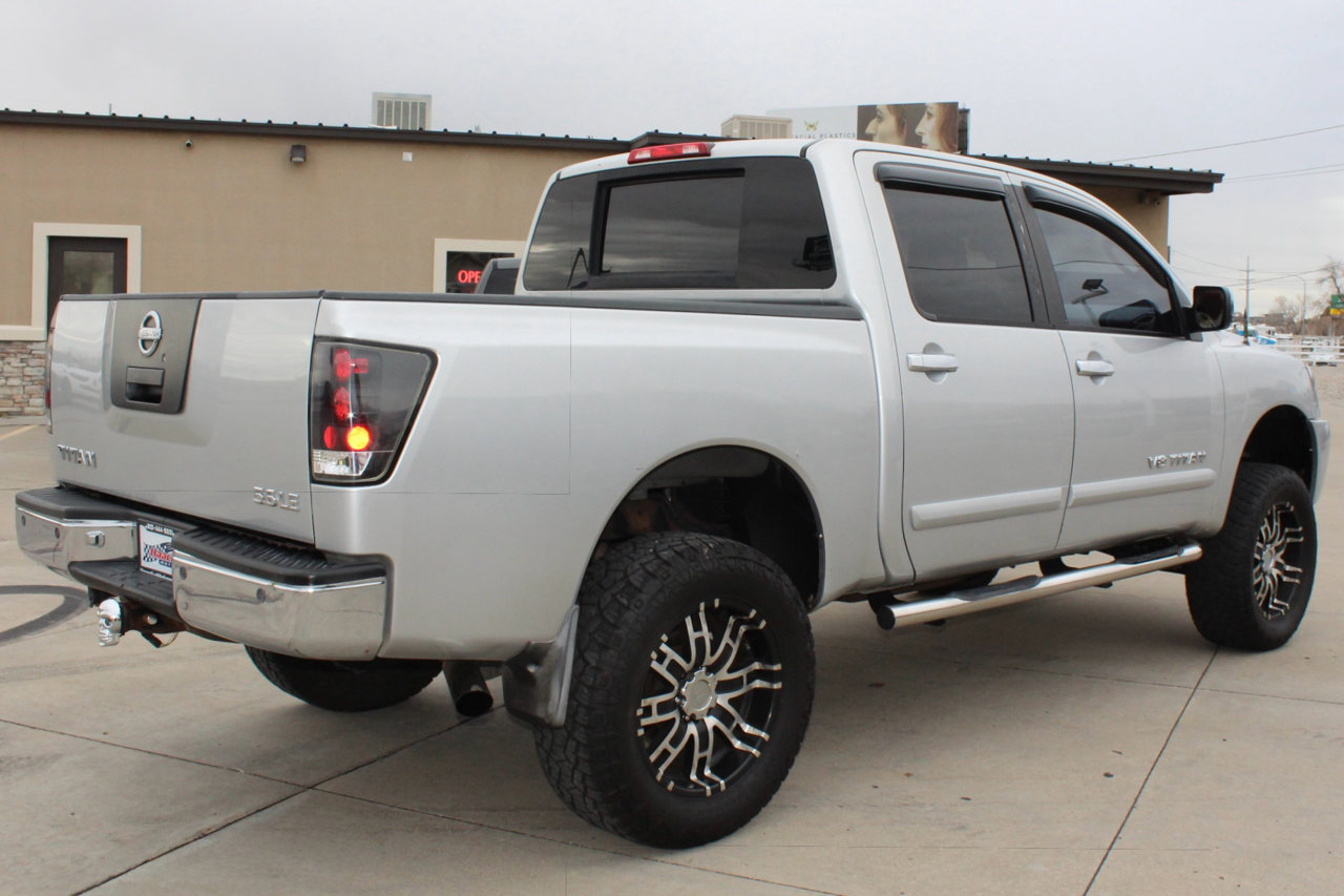 Used 2006 Nissan Titan LE w/ (R02) LE Off-Road Pkg image 19