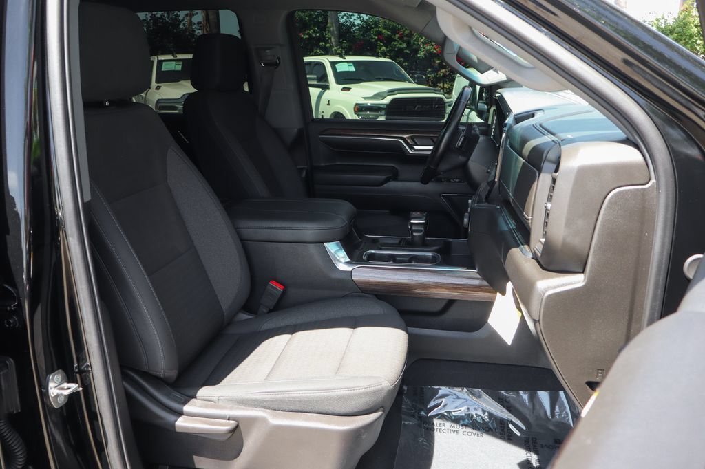 Used 2024 Chevrolet Silverado 1500 RST w/ All Star Edition Plus AWD/4WD image 43