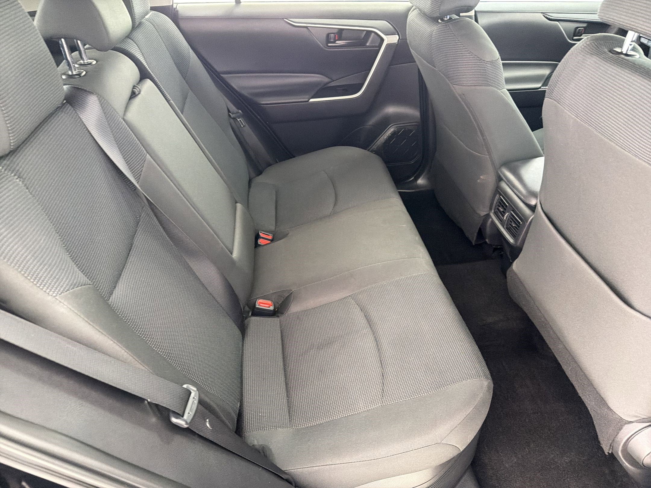 Used 2024 Toyota RAV4 LE AWD/4WD image 26