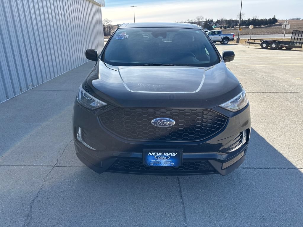 Used 2024 Ford Edge ST-Line AWD/4WD image 2