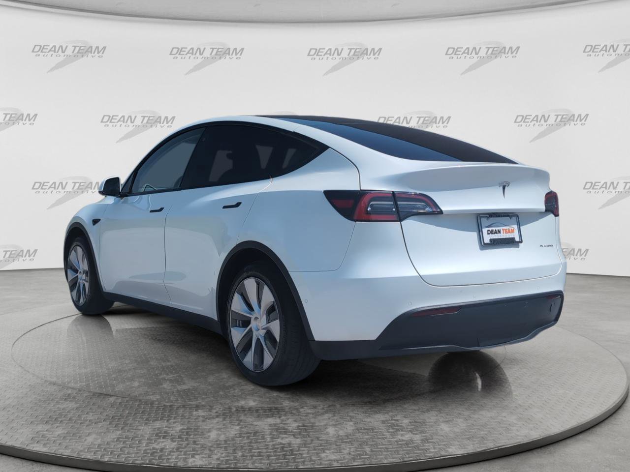 Used 2020 Tesla Model Y Long Range AWD/4WD image 5