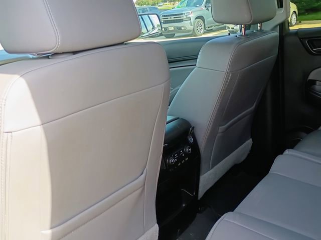 Used 2019 Chevrolet Suburban LT AWD/4WD image 18