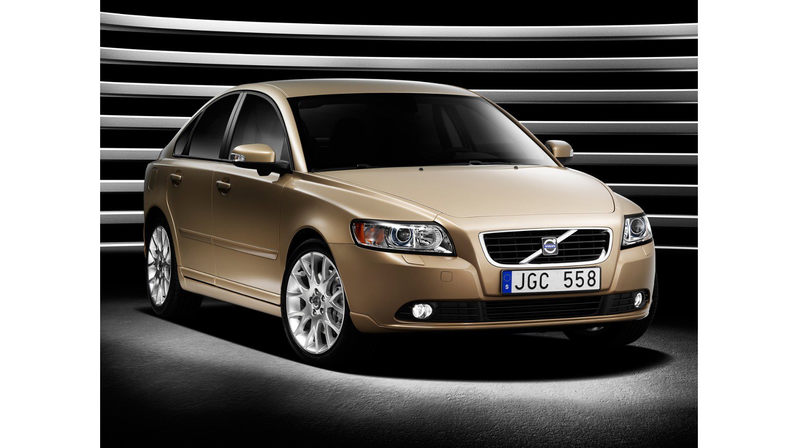 Used 2008 Volvo S40 2.4i FWD image 1