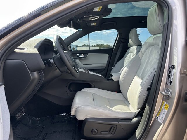 Used 2023 Polestar Polestar 2 w/ Pilot Pack image 15