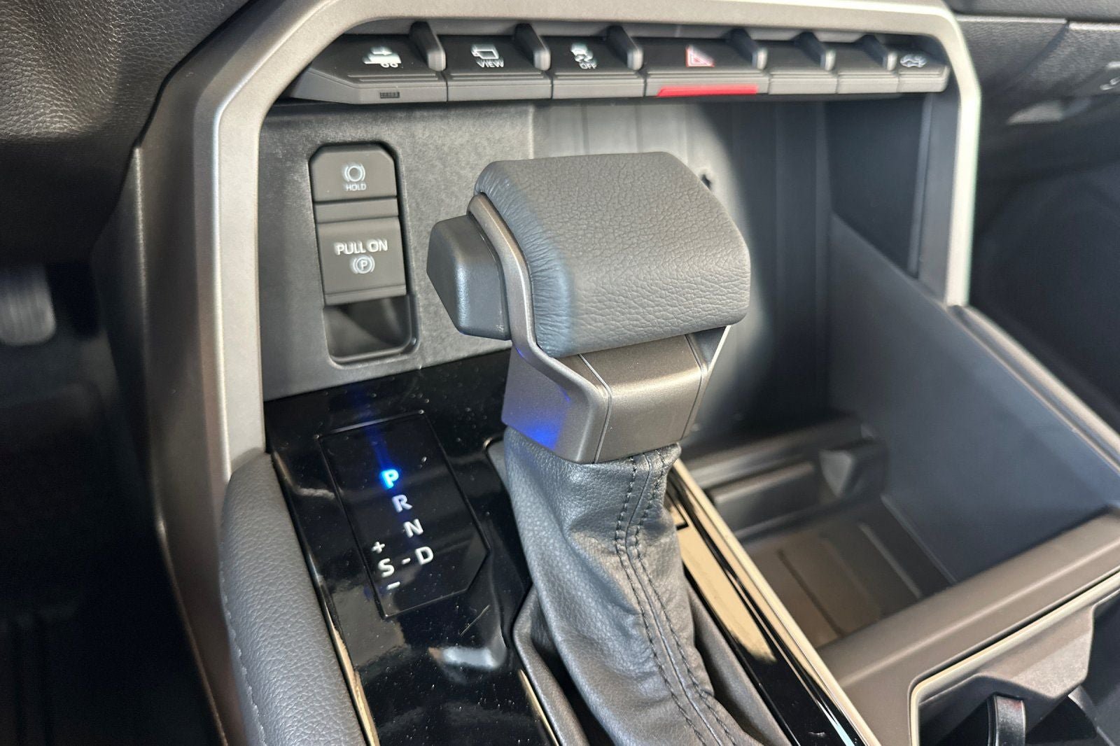 New 2026 Toyota Tundra Limited AWD/4WD image 25