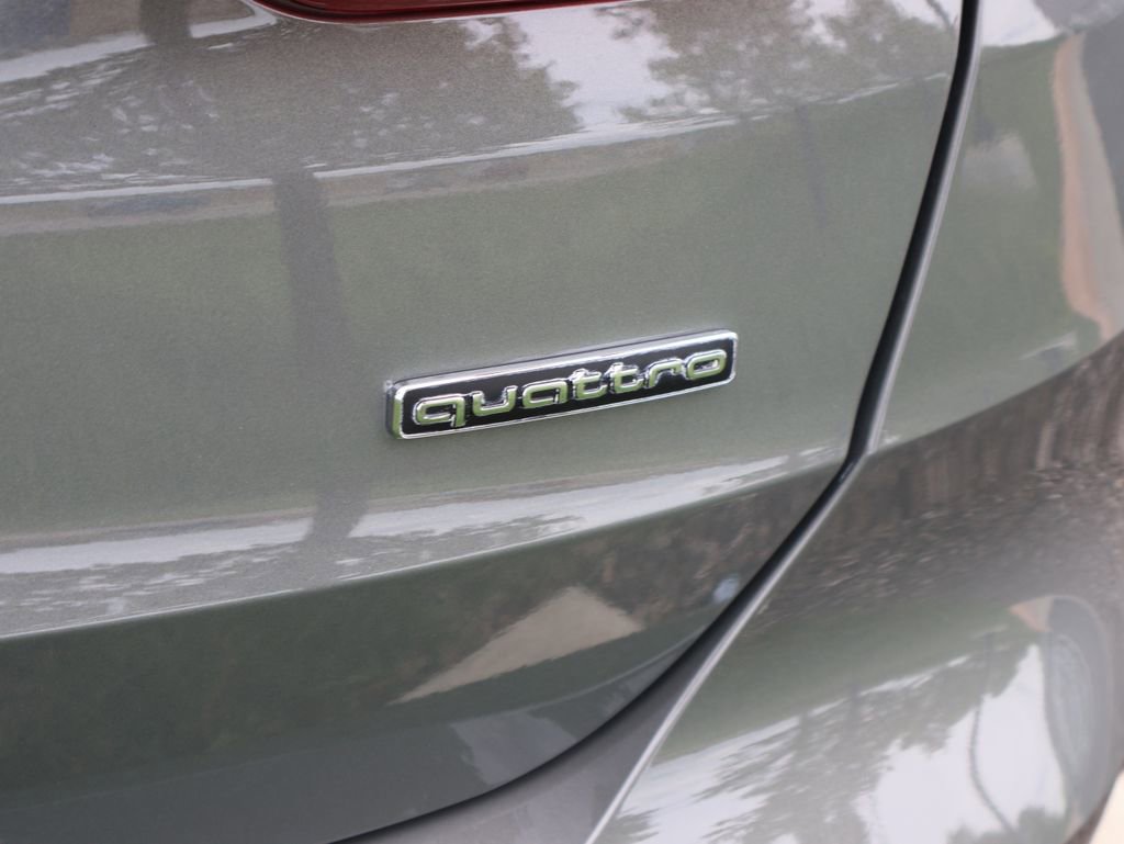 Used 2024 Audi Q3 2.0T Premium Plus image 17