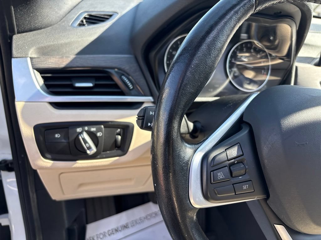 Used 2017 BMW X1 xDrive28i AWD/4WD image 13