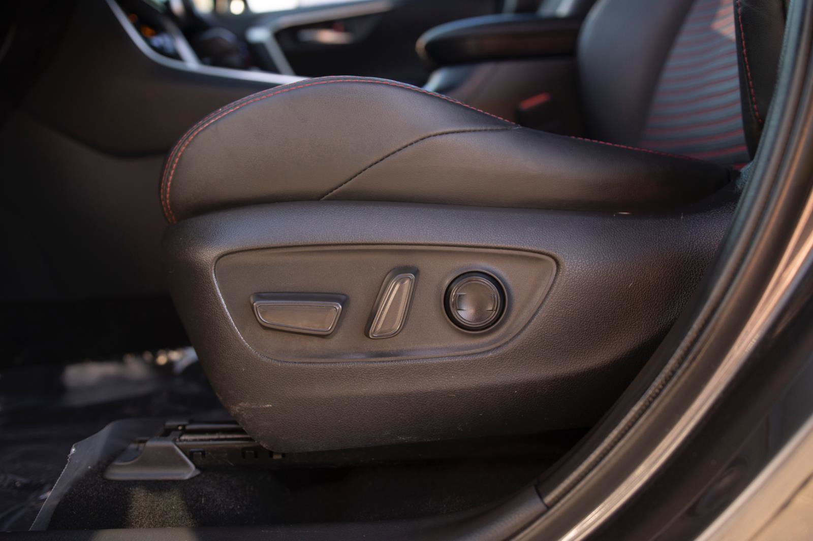 Used 2023 Toyota RAV4 XSE image 12