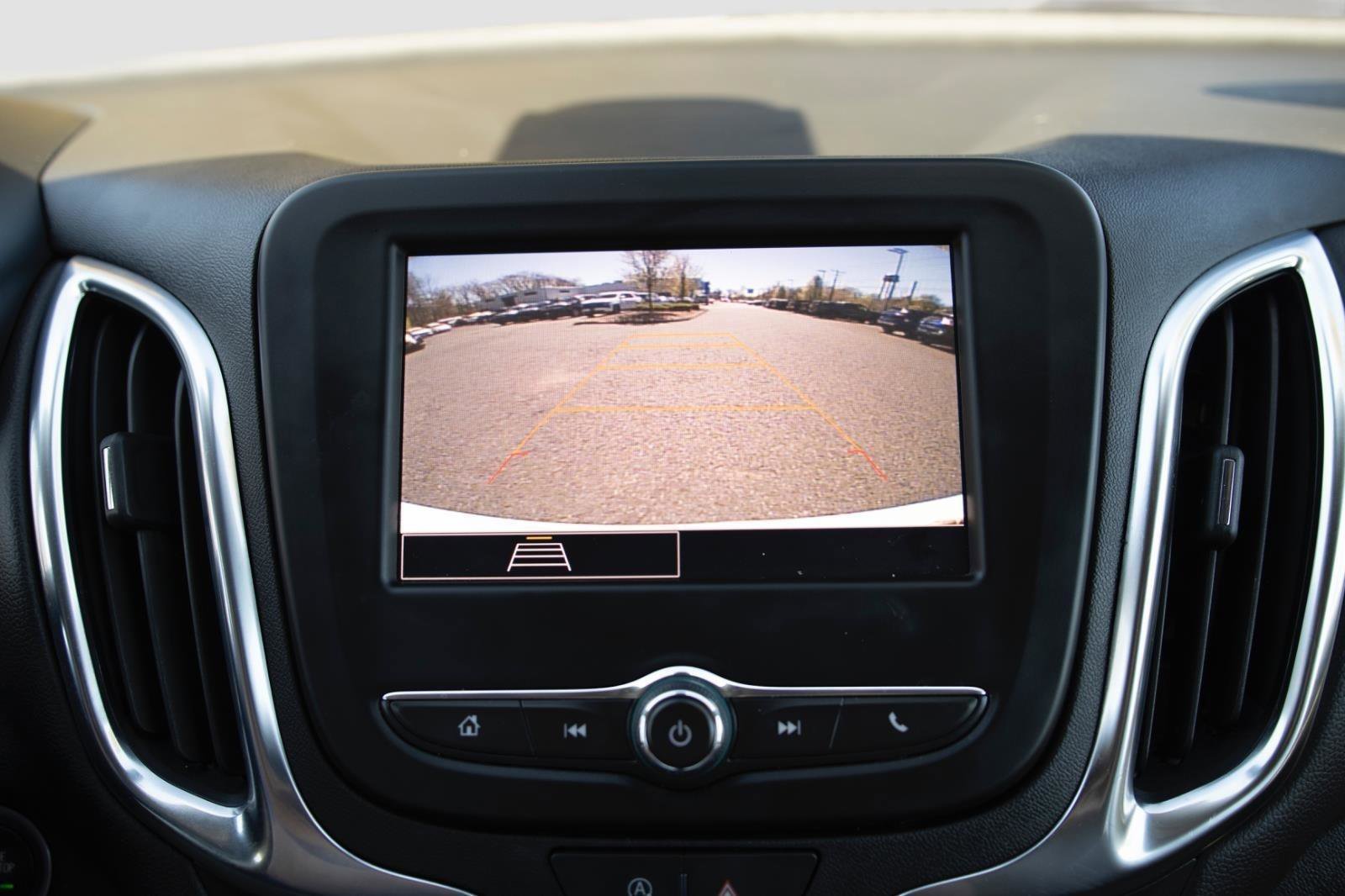 Used 2024 Chevrolet Equinox LT AWD/4WD image 11