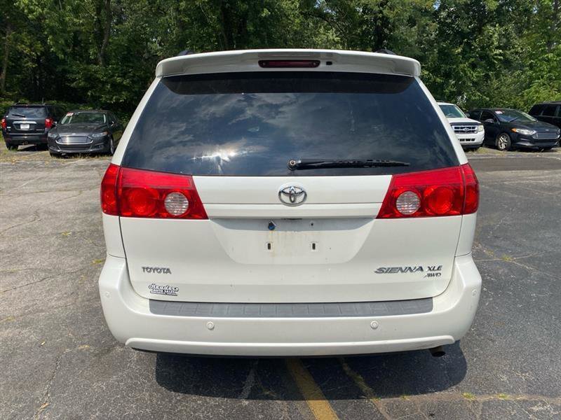 Used 2009 Toyota Sienna AWD image 3