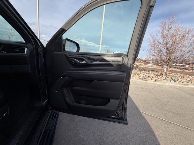 Used 2023 GMC Yukon Denali image 31