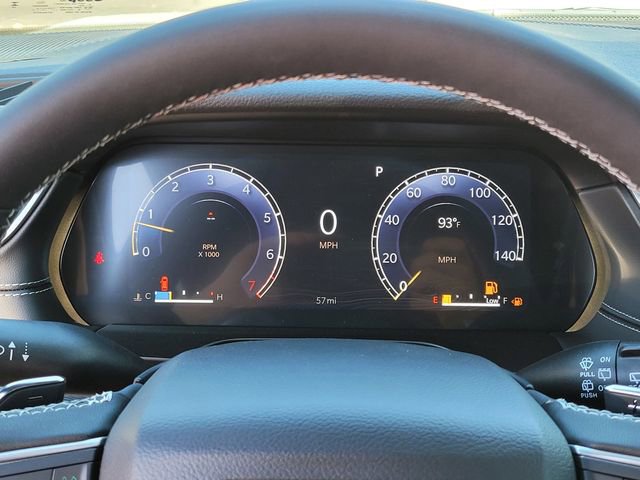 New 2025 Jeep Grand Cherokee Altitude image 10