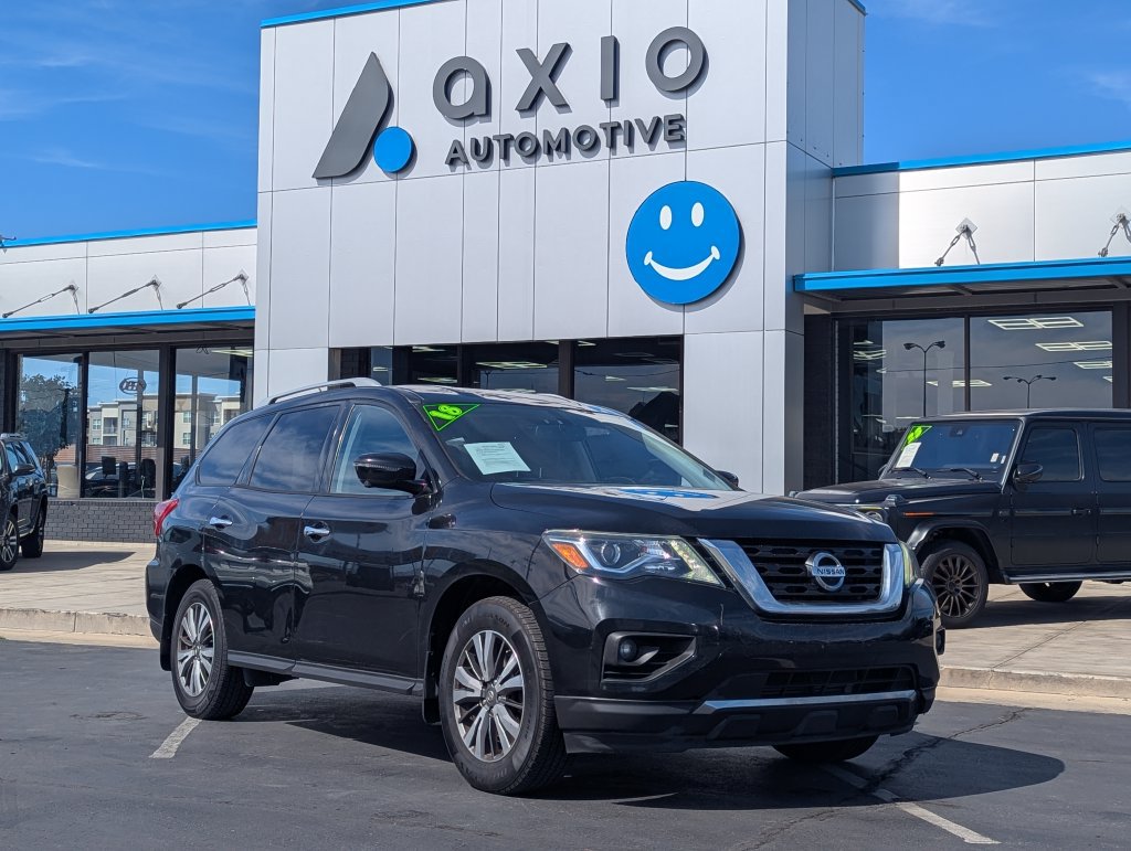 Used 2018 Nissan Pathfinder SL w/ Cargo Package FWD image 1