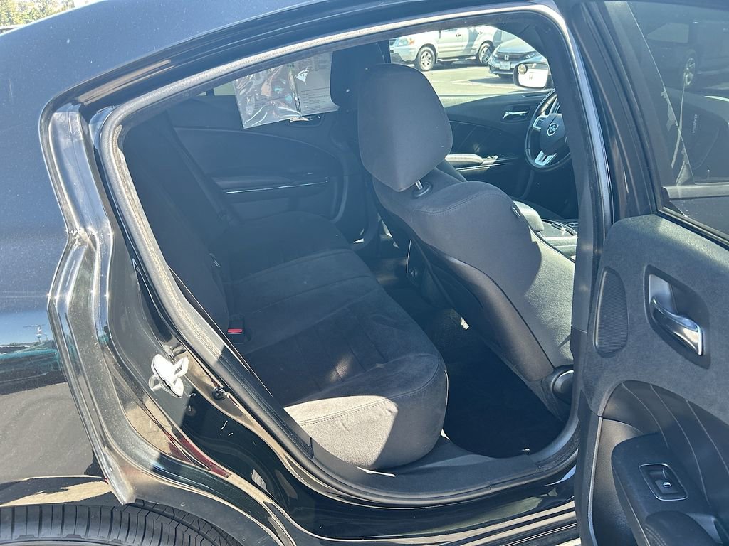 Used 2014 Dodge Charger R/T w/ Blacktop Package RWD image 26
