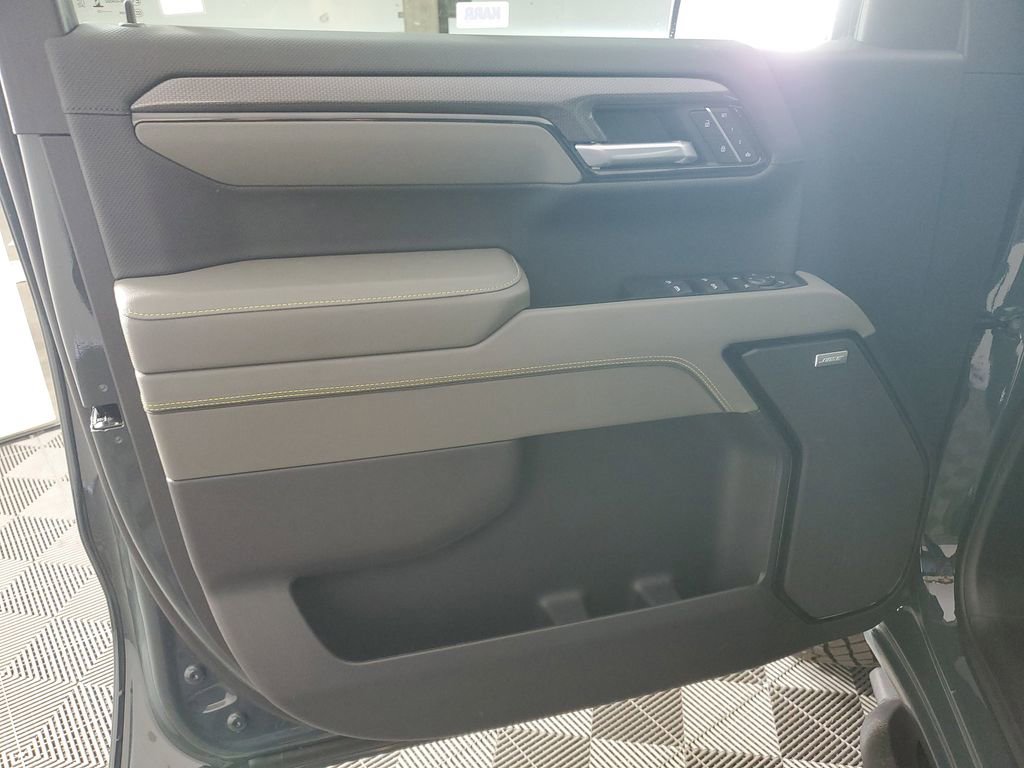 New 2026 Chevrolet Silverado 1500 ZR2 AWD/4WD image 26