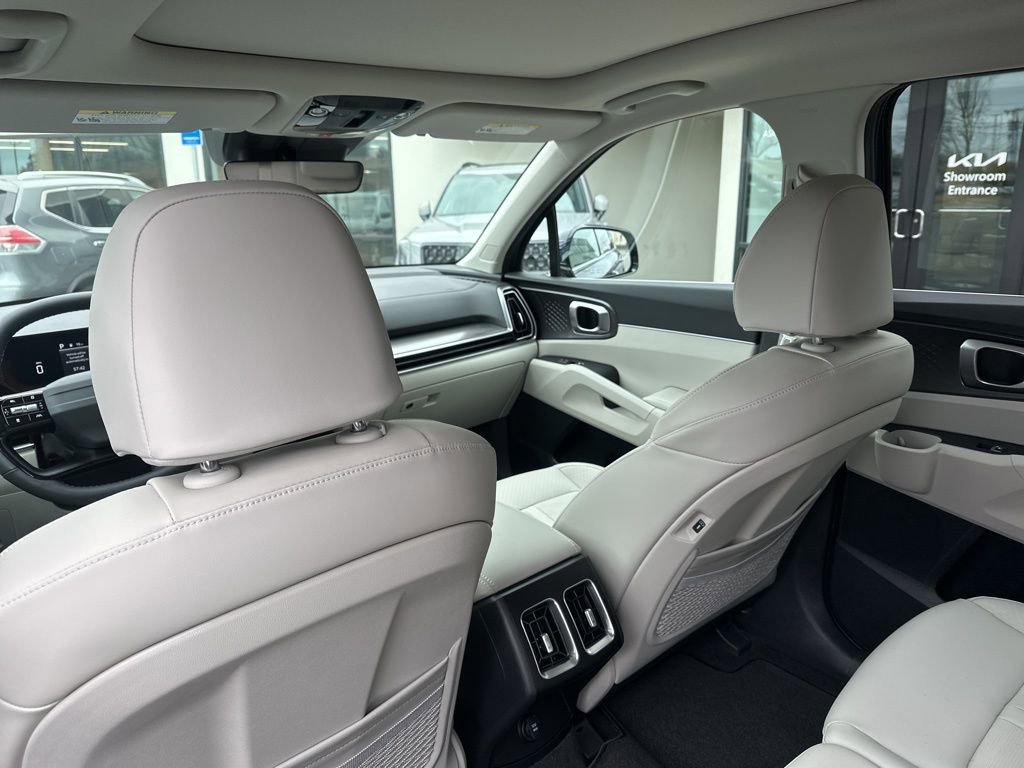 New 2026 Kia Sorento S w/ S Panoramic Sunroof Package image 22