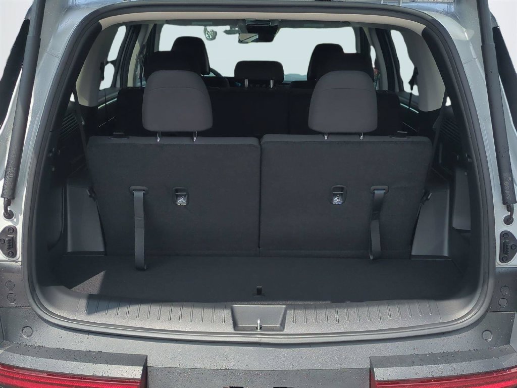 New 2027 Hyundai Santa Fe SE FWD image 14