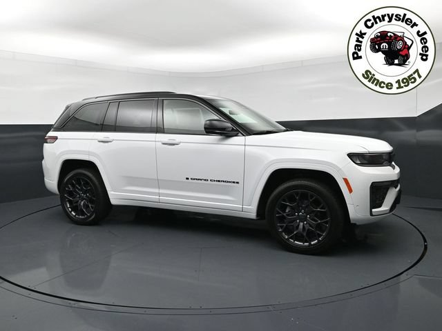 New 2026 Jeep Grand Cherokee Summit w/ Obsidian Package