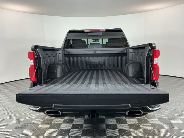 Used 2021 Chevrolet Silverado 1500 High Country AWD/4WD image 7