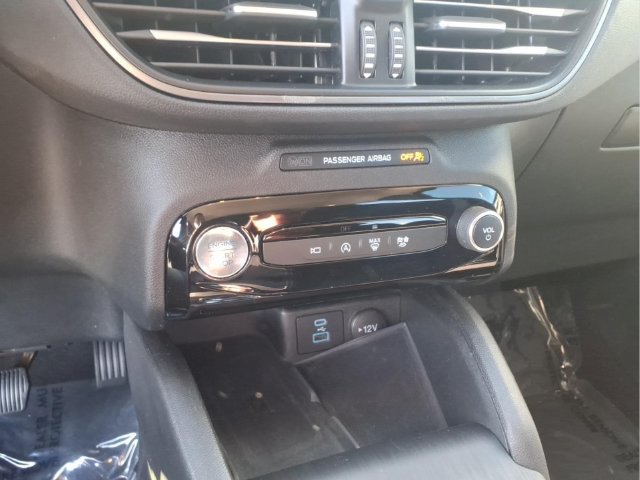 Used 2023 Ford Escape Active w/ Tech Pack #2 AWD/4WD image 17