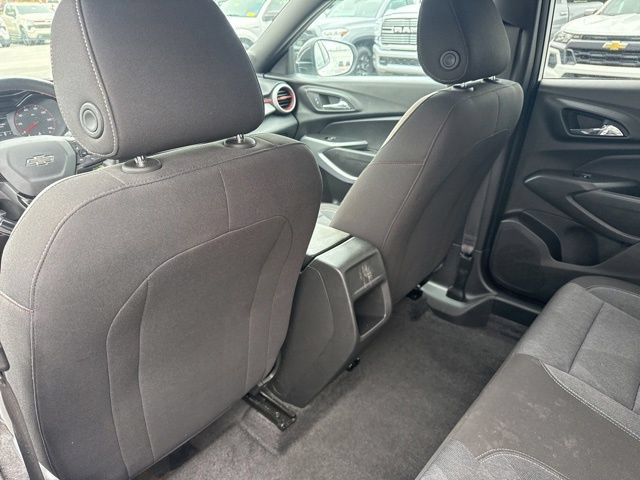 Used 2025 Chevrolet Trax RS w/ Driver Confidence Package FWD image 25