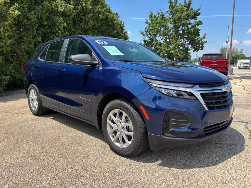 Used 2022 Chevrolet Equinox LS FWD image 8