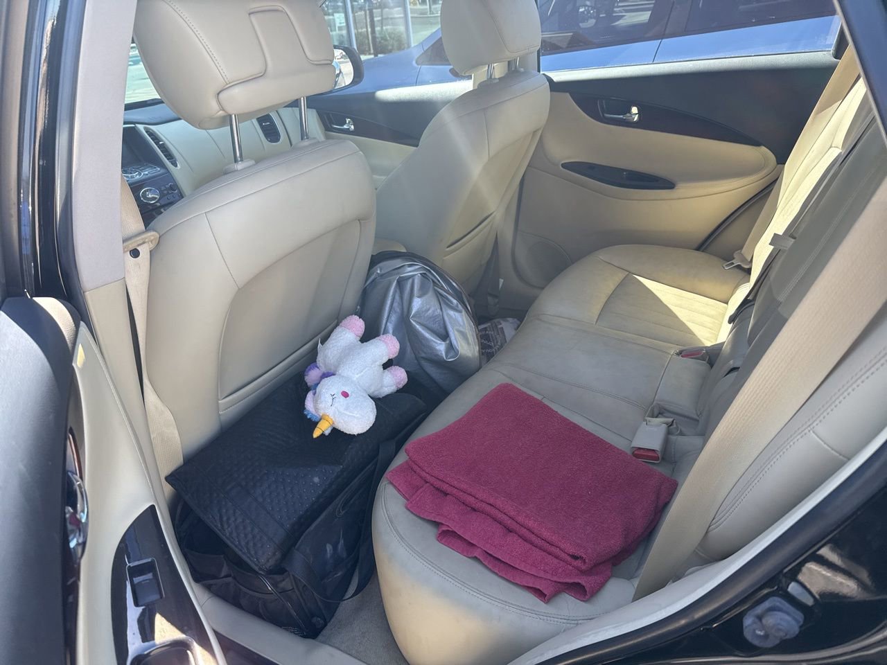 Used 2017 INFINITI QX50 AWD w/ Deluxe Touring Package image 6