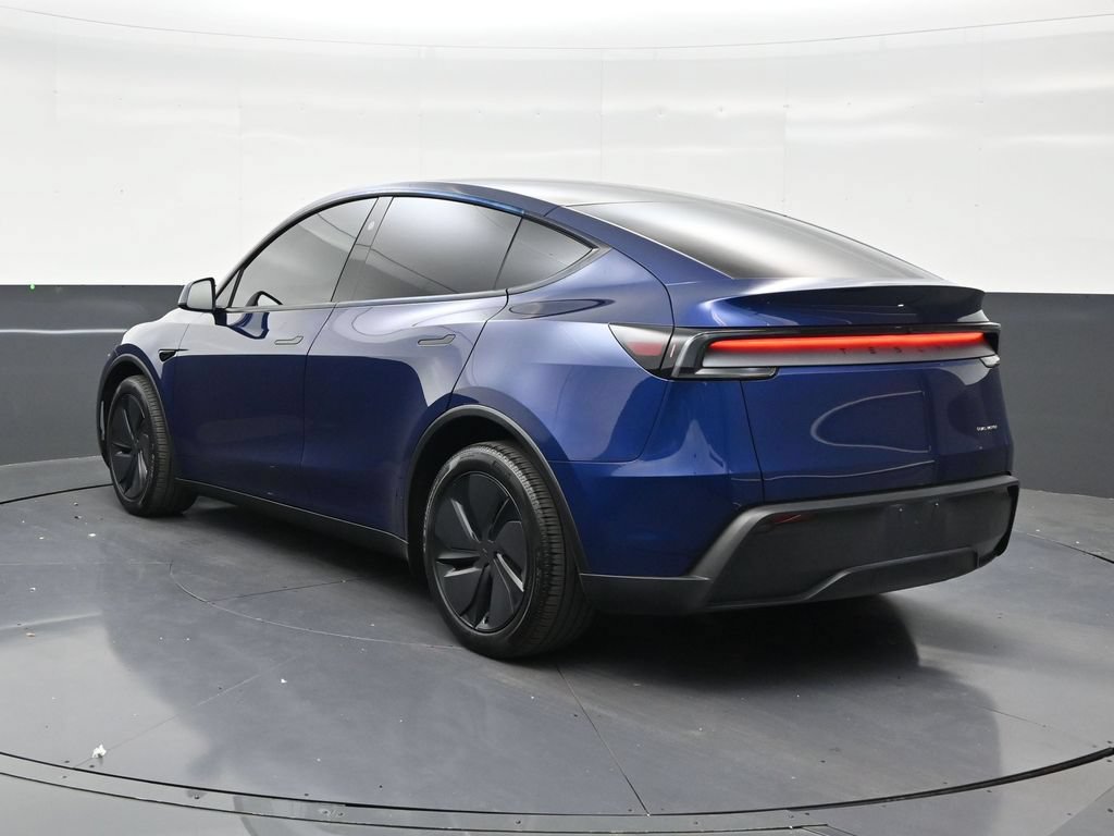 Used 2026 Tesla Model Y AWD image 3