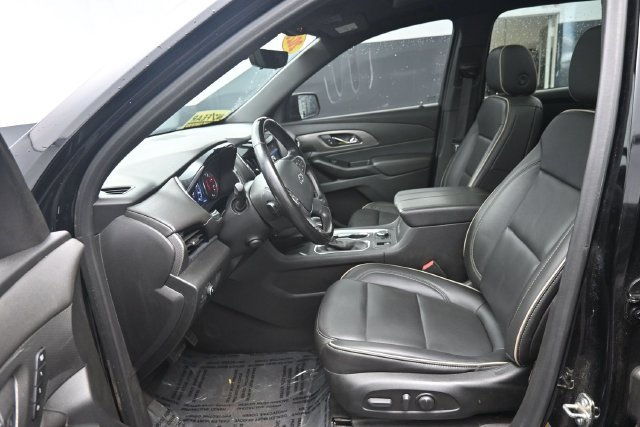 Used 2023 Chevrolet Traverse Premier w/ Redline Edition AWD/4WD image 15