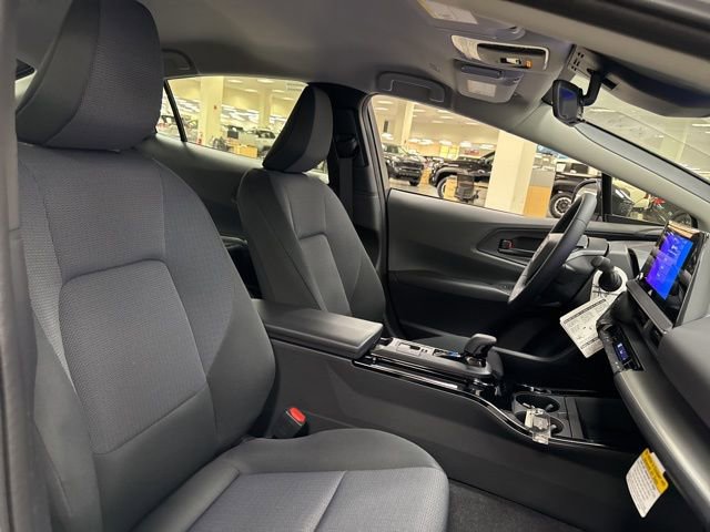 New 2026 Toyota Prius LE image 12