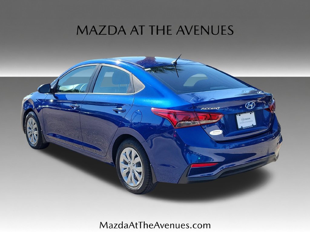Used 2022 Hyundai Accent SE FWD image 5