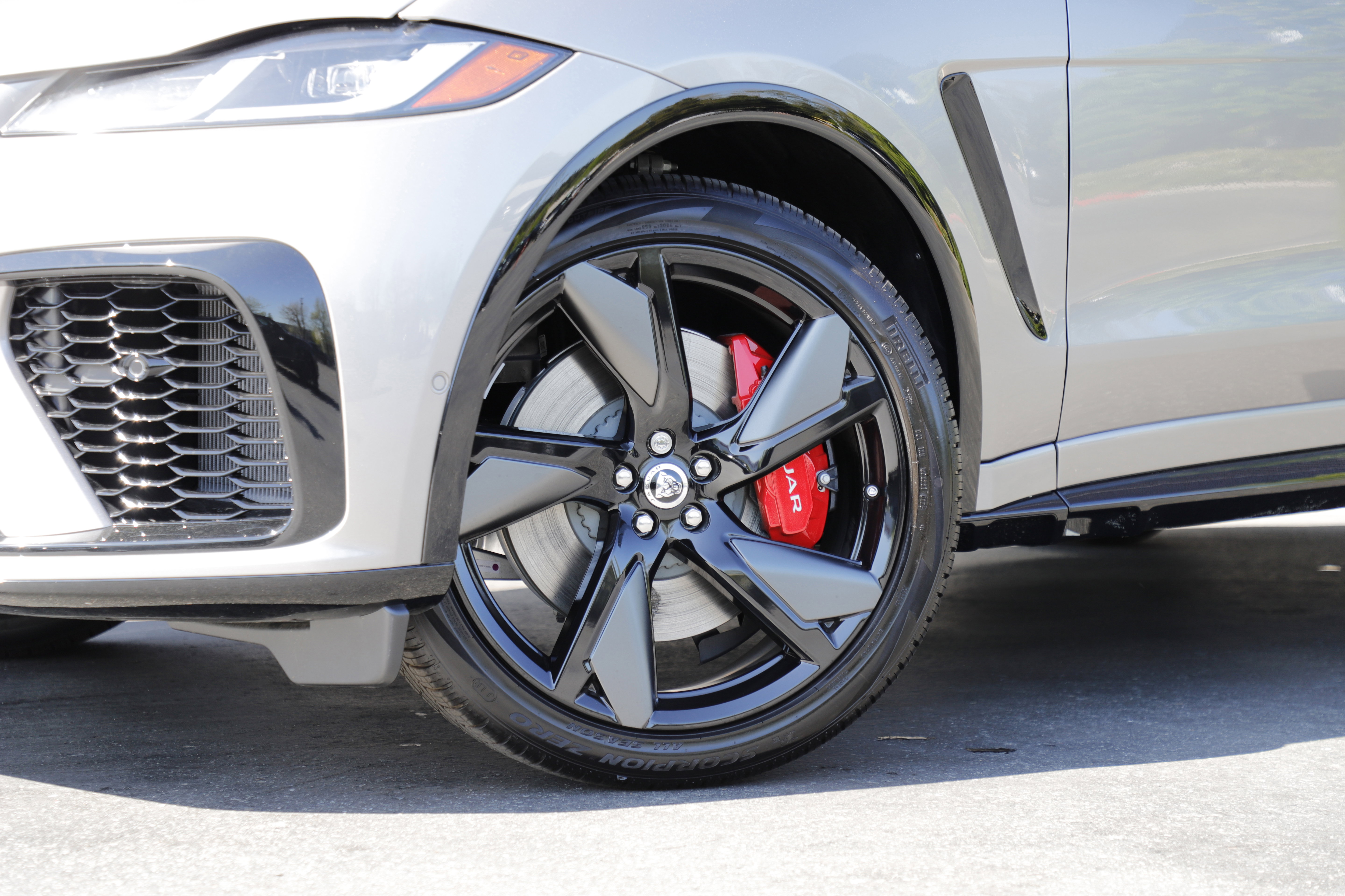 New 2026 Jaguar F-PACE SVR AWD/4WD image 2