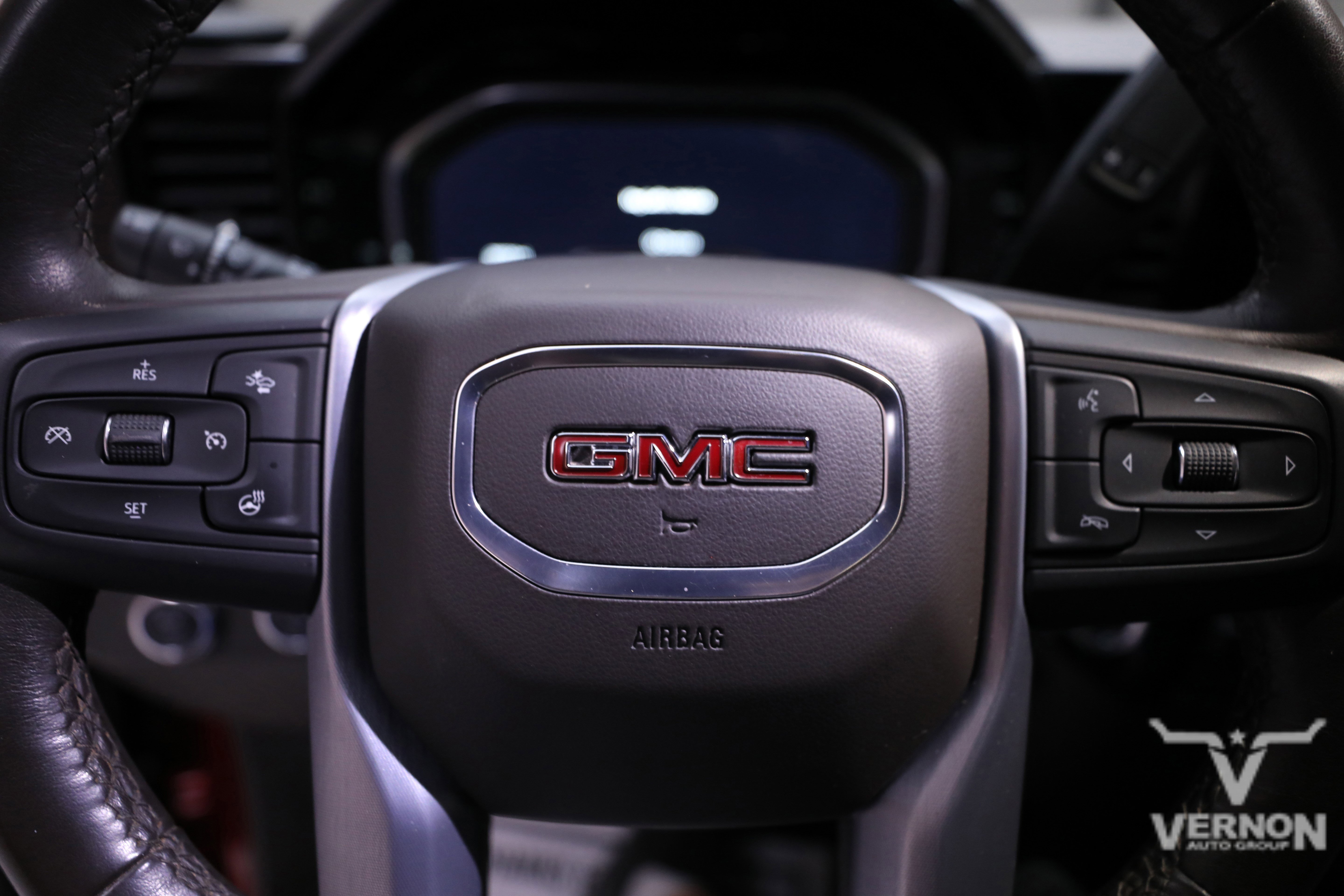 Used 2022 GMC Sierra 1500 SLT w/ X31 Off-Road Package image 22