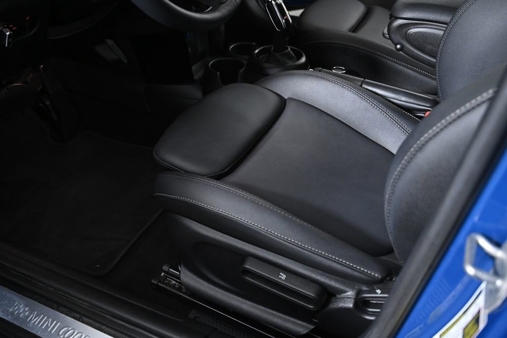 Used 2024 MINI Cooper S image 26