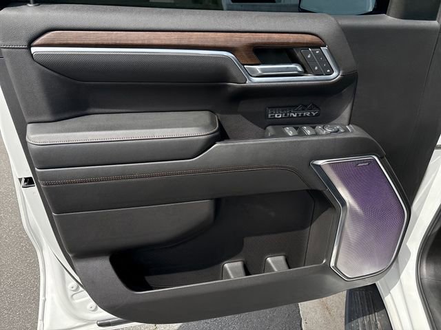 Certified 2023 Chevrolet Silverado 1500 High Country w/ Technology Package AWD/4WD image 11