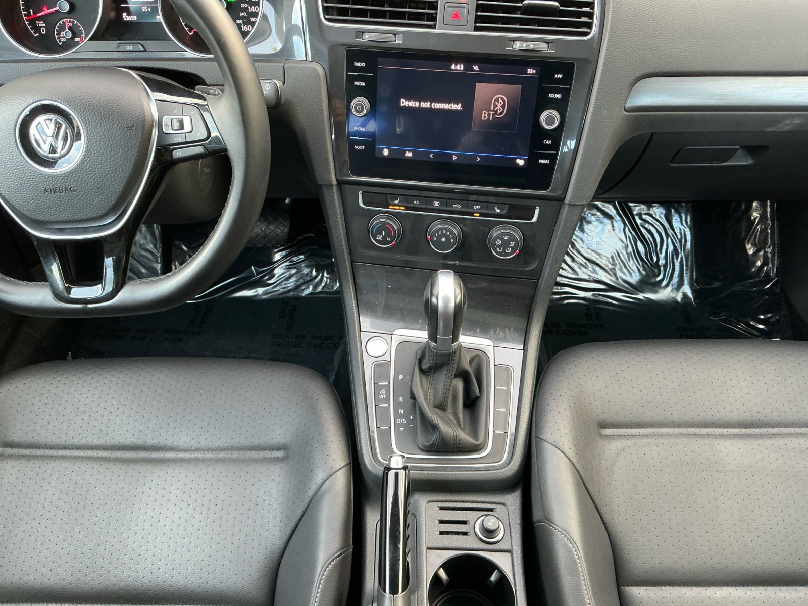 Used 2019 Volkswagen Golf SE w/ Driver Assistance Package image 10