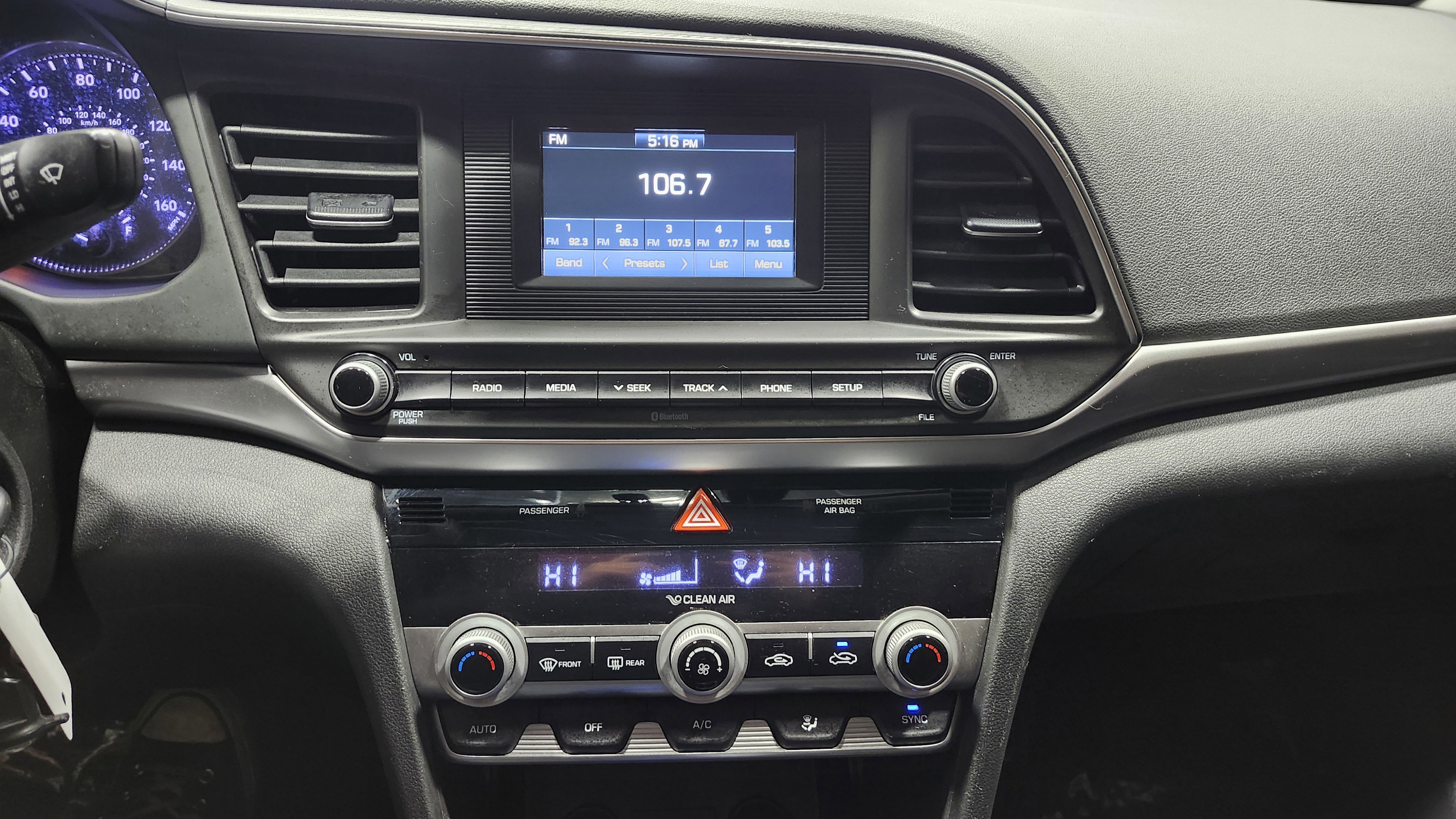 Used 2020 Hyundai Elantra SE w/ Cargo Package (C1) image 26