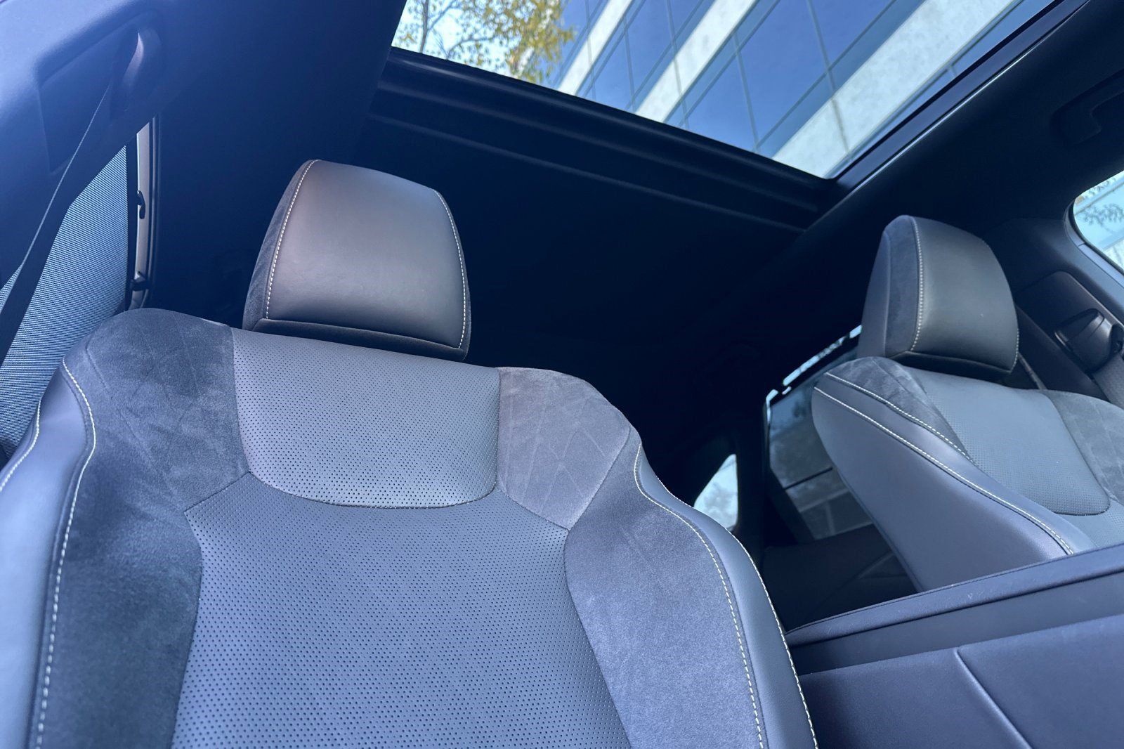 Certified 2024 Lexus RX 450h AWD w/ Luxury Package image 21