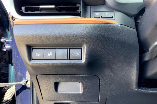 Certified 2026 Toyota Grand Highlander FWD image 33