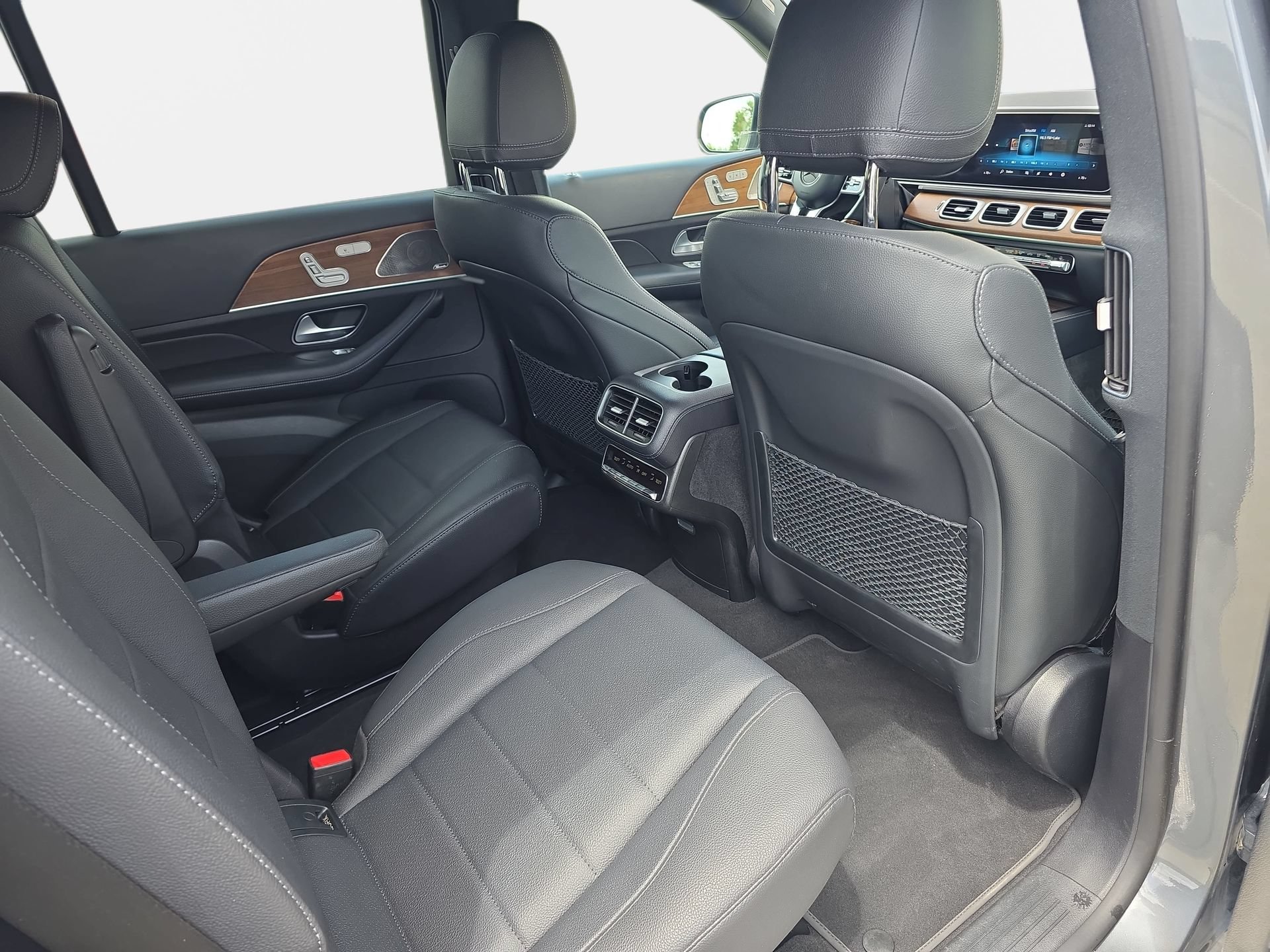 Certified 2021 Mercedes-Benz GLS 450 4MATIC image 11