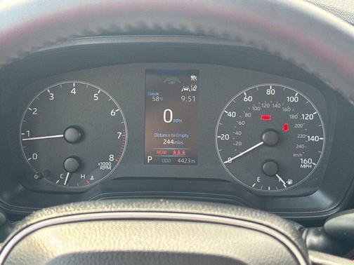 Used 2023 Toyota Corolla Cross LE w/ Moonroof Package AWD/4WD image 17