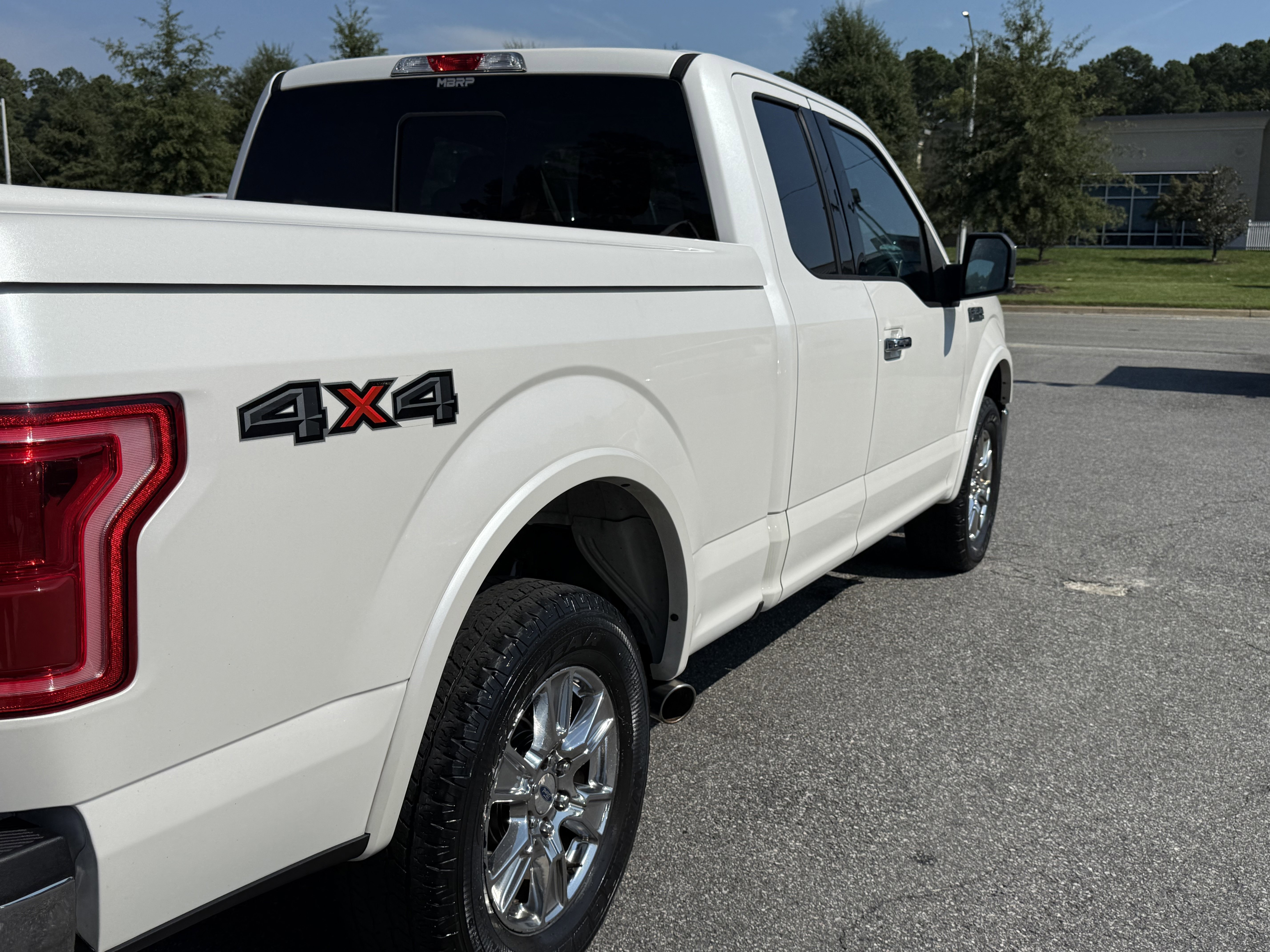 Used 2015 Ford F150 Lariat image 7