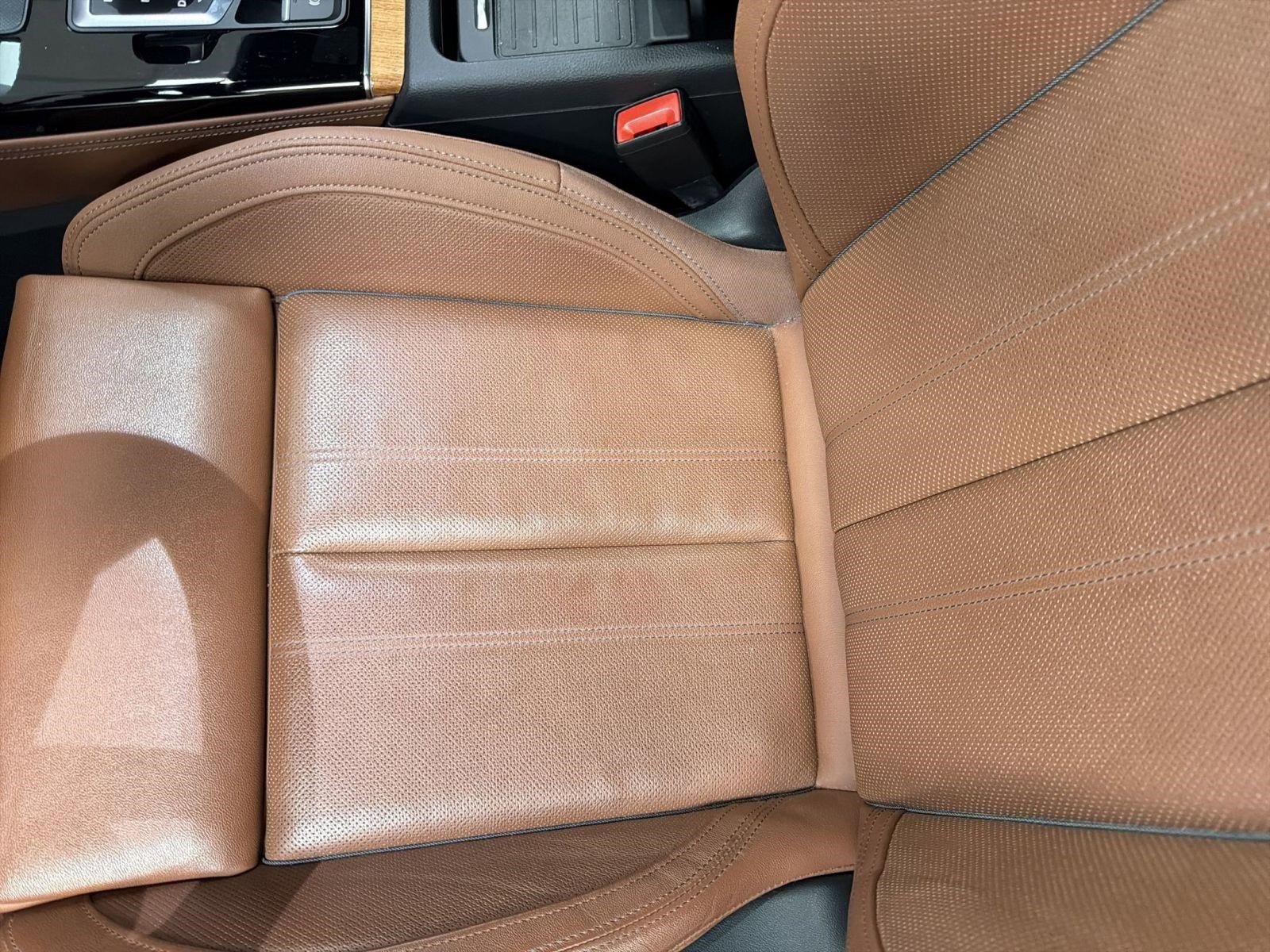 Used 2021 Audi Q5 Prestige w/ Prestige Package image 18