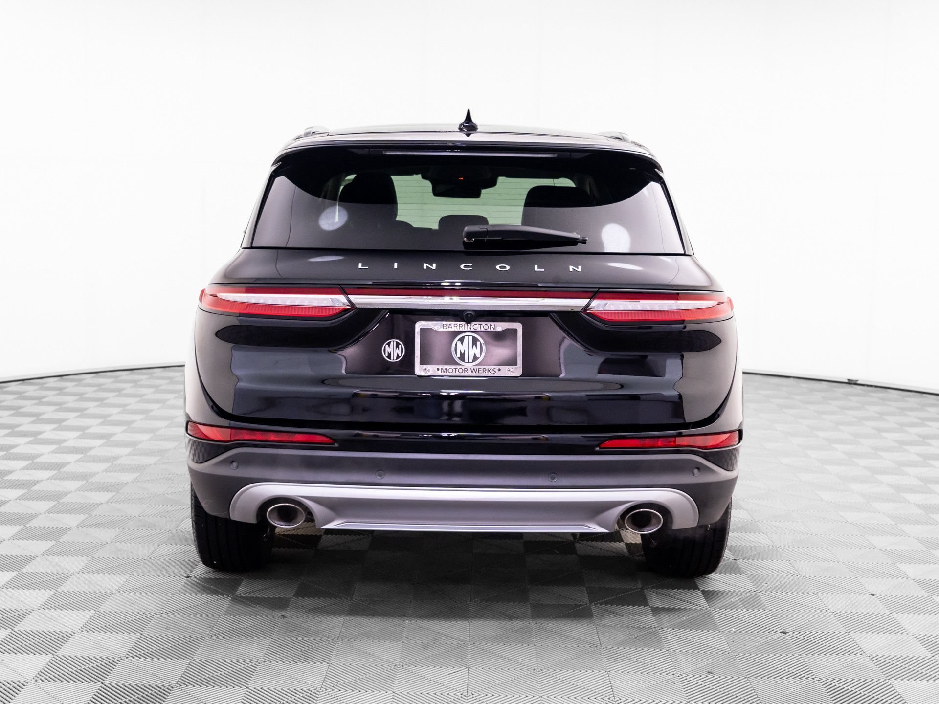 Used 2025 Lincoln Corsair AWD w/ Equipment Group 101A image 4