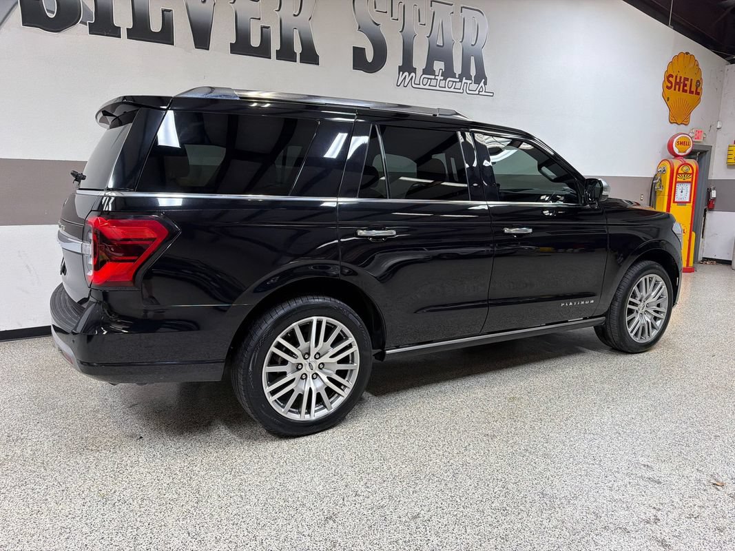 Used 2023 Ford Expedition Platinum AWD/4WD image 34