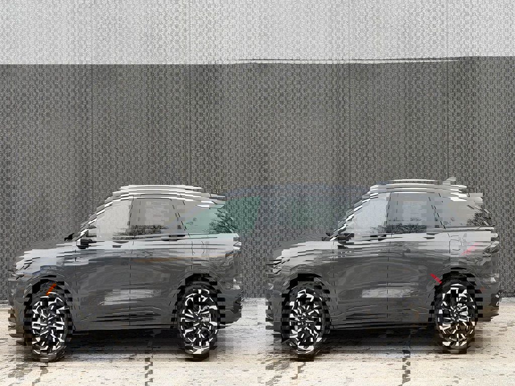 New 2026 Lincoln Nautilus Black Label image 3