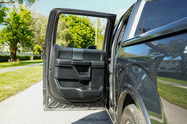 Used 2019 Ford F150 Lariat w/ Equipment Group 502A Luxury AWD/4WD image 31