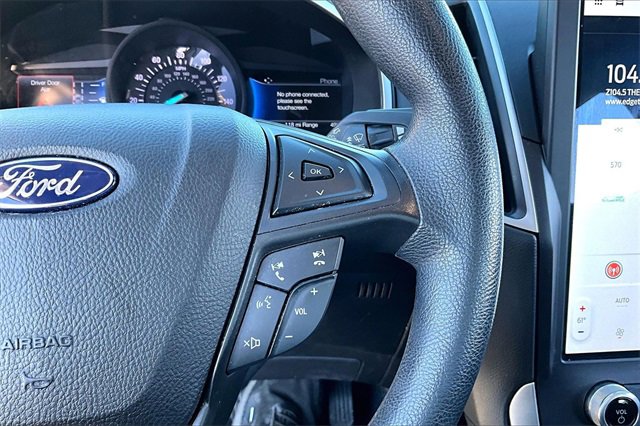 Used 2021 Ford Edge SE image 12